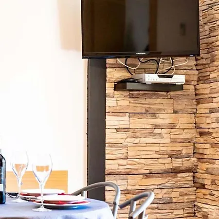 Lejlighed In With Balcony, Air Condition, Wifi *