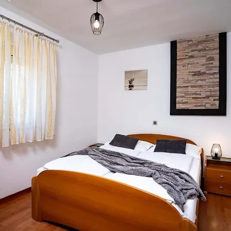In With Balcony, Air Condition, Wifi Lejlighed *