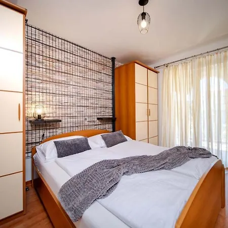 Apartament In With Balcony, Air Condition, Wifi *