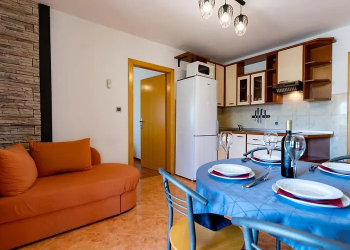 In With Balcony, Air Condition, Wifi *